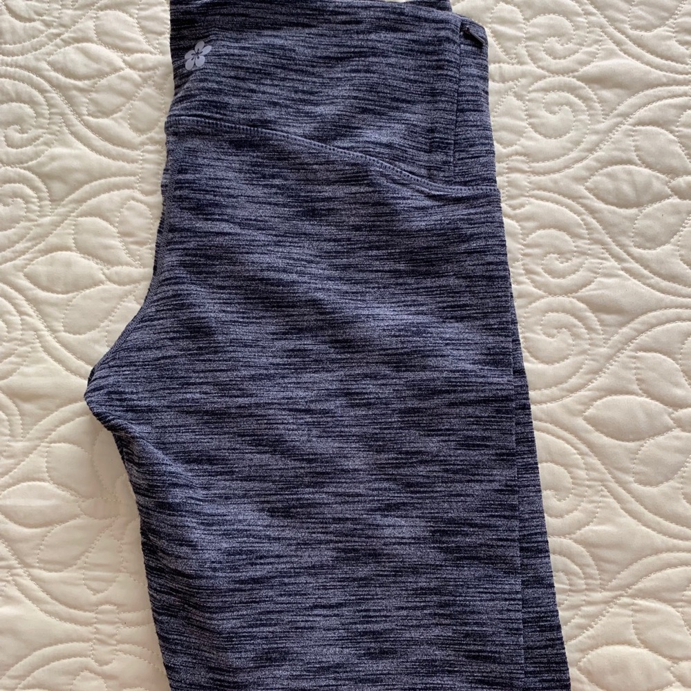 Tuff athletics leggings!